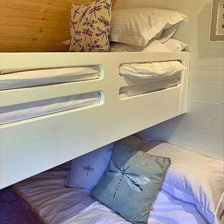 Finest Retreats - Deep Dale *